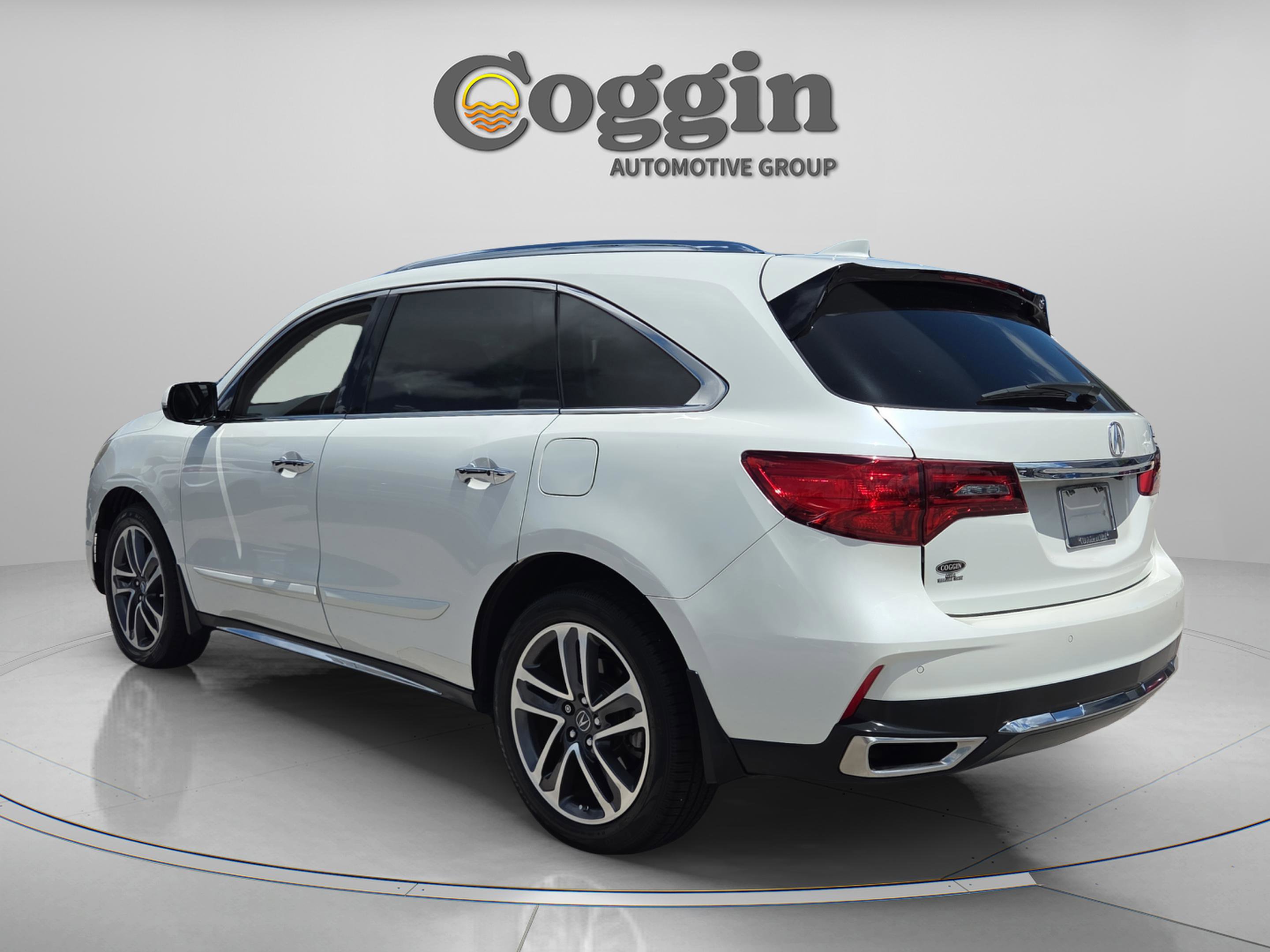Used 2017 Acura MDX FWD w/ Advance Package image 3