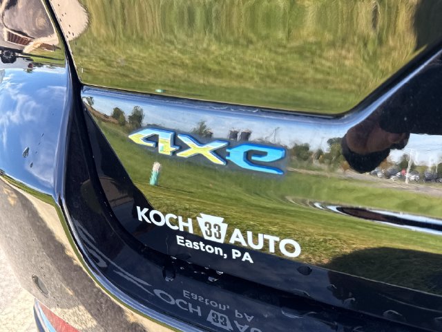 Used 2023 Jeep Grand Cherokee 4WD 4xe image 17