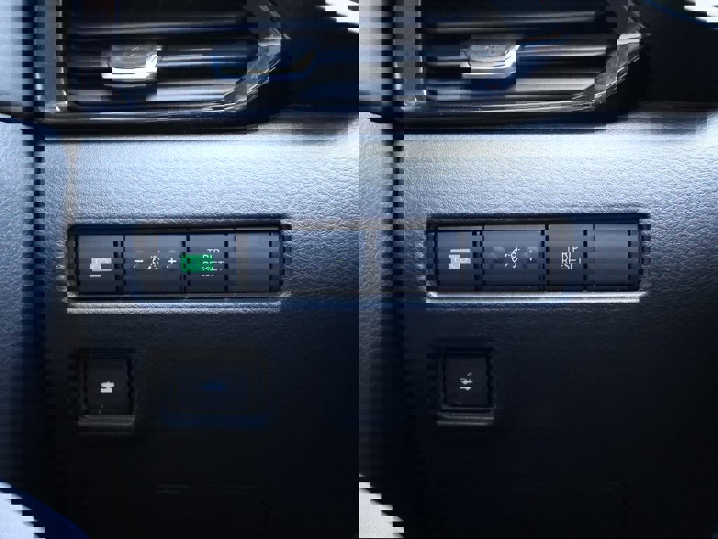 Used 2022 Nissan Sentra SV image 31