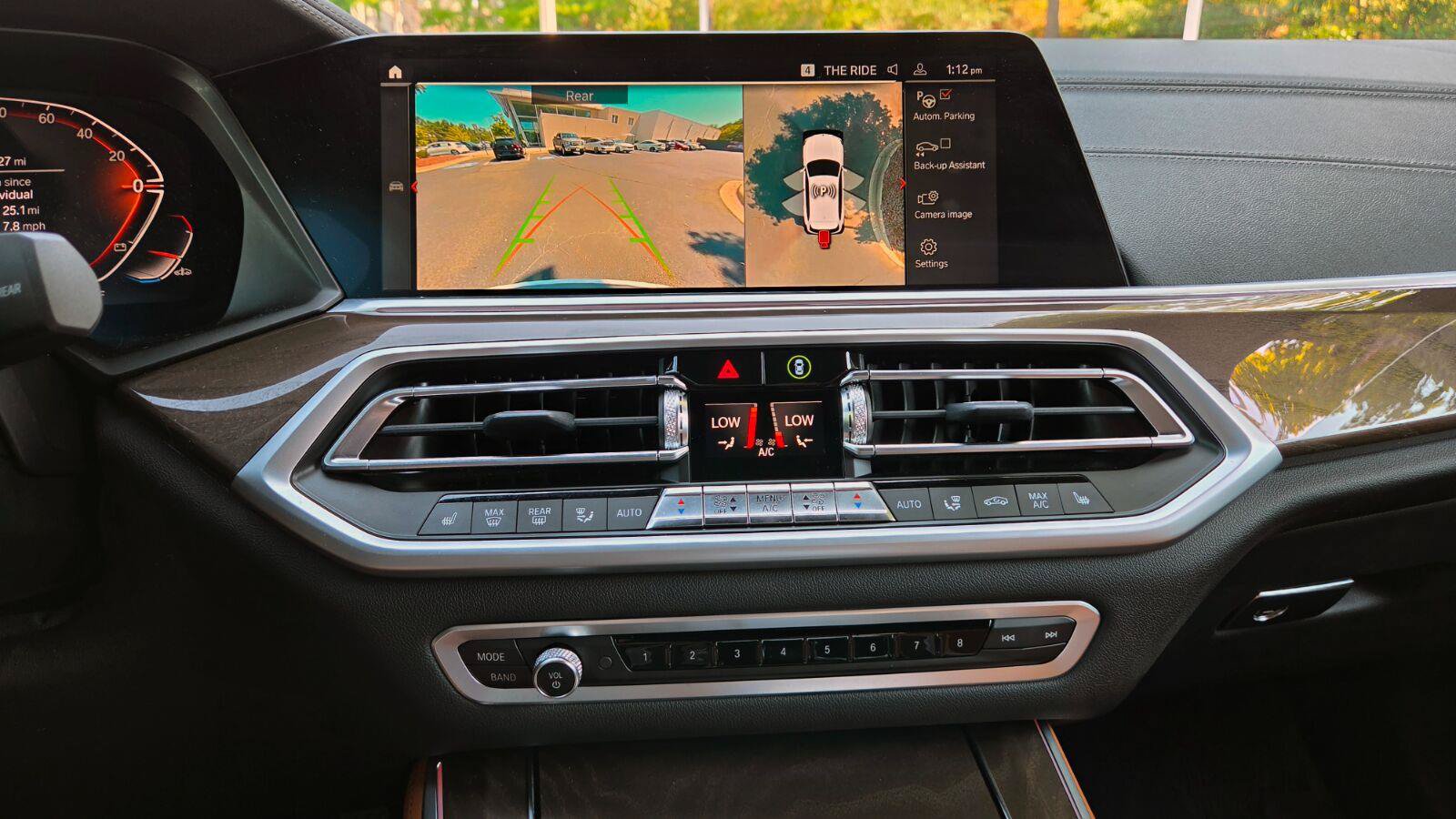 Used 2022 BMW X5 xDrive40i w/ Premium Package AWD/4WD image 28