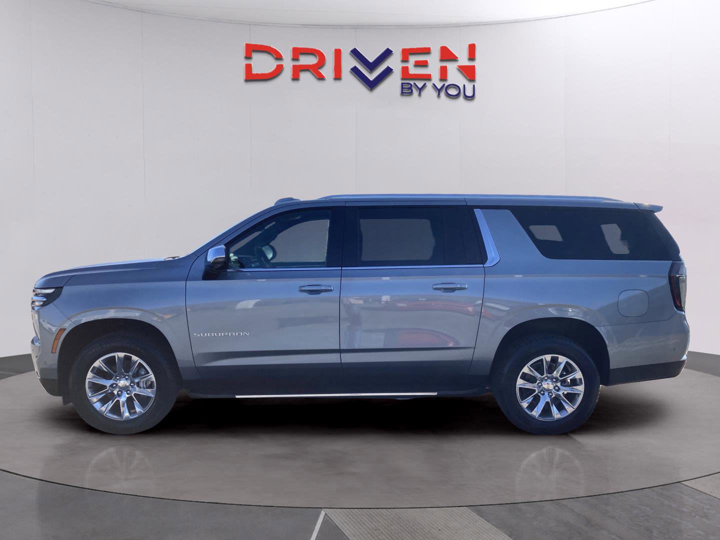 New 2026 Chevrolet Suburban Premier image 2