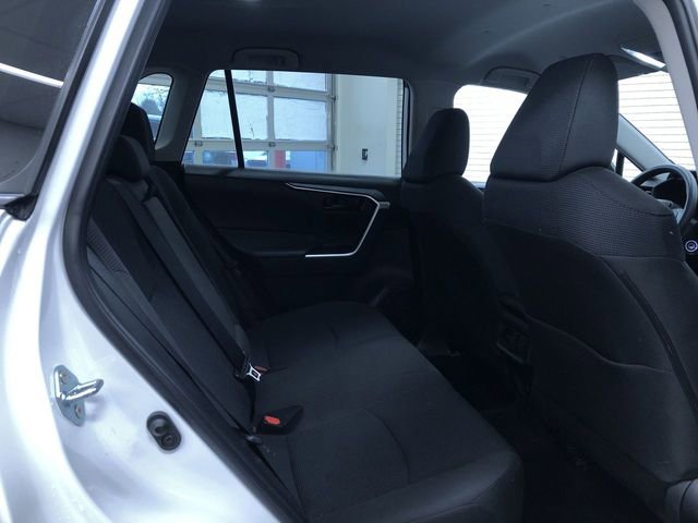 Used 2025 Toyota RAV4 LE AWD/4WD image 21