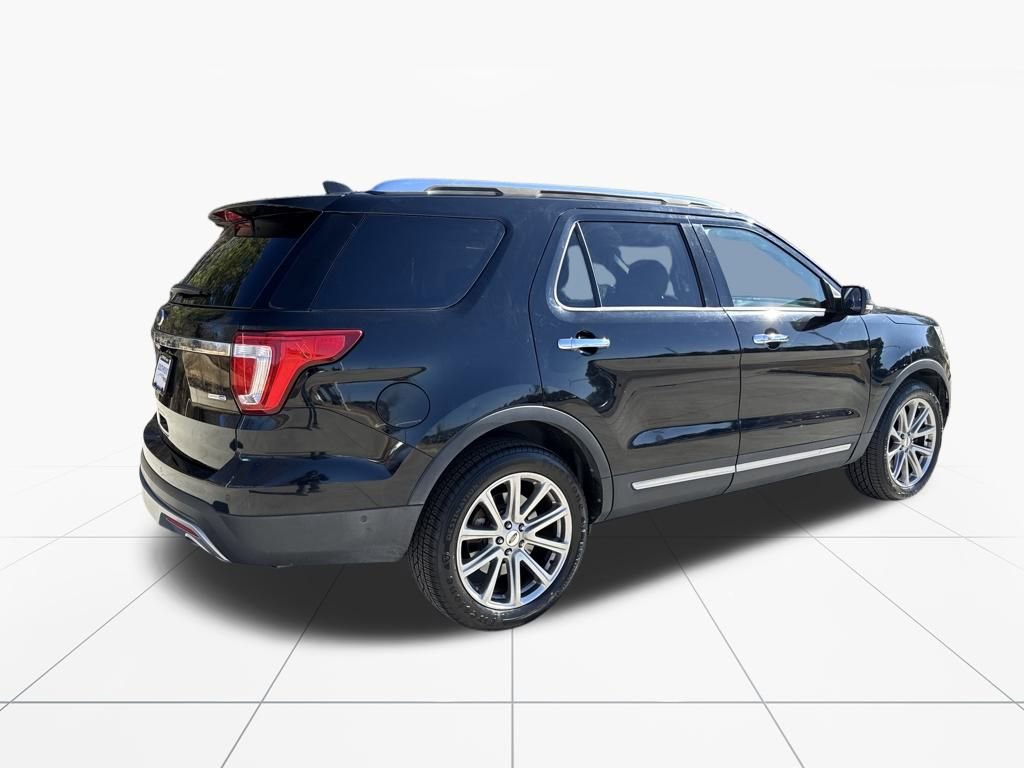 Used 2016 Ford Explorer Limited w/ Equipment Group 301A image 9
