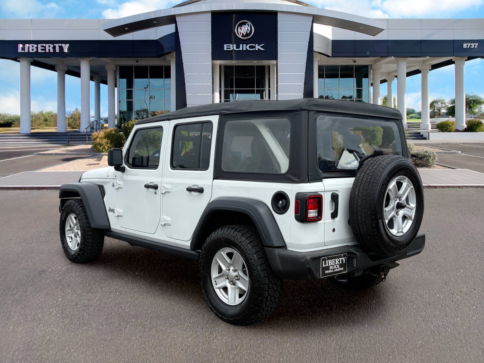 Used 2018 Jeep Wrangler Unlimited Sport AWD/4WD image 6
