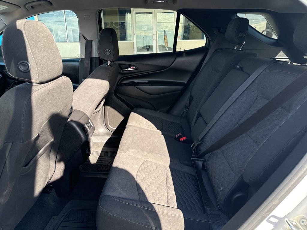 Used 2018 Chevrolet Equinox LT image 22