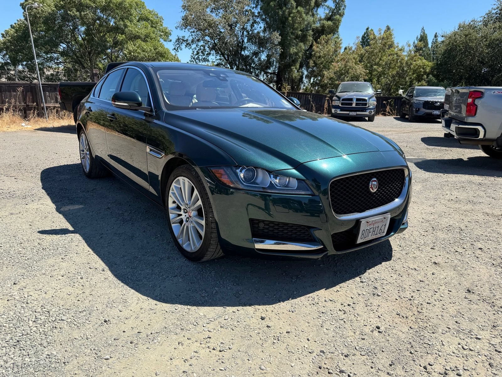 Used 2017 Jaguar XF Prestige RWD image 7