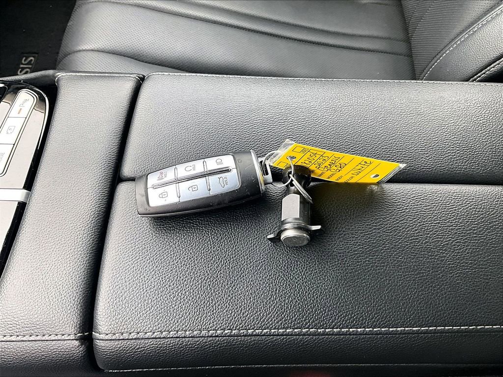 Used 2023 Genesis G80 2.5T image 25