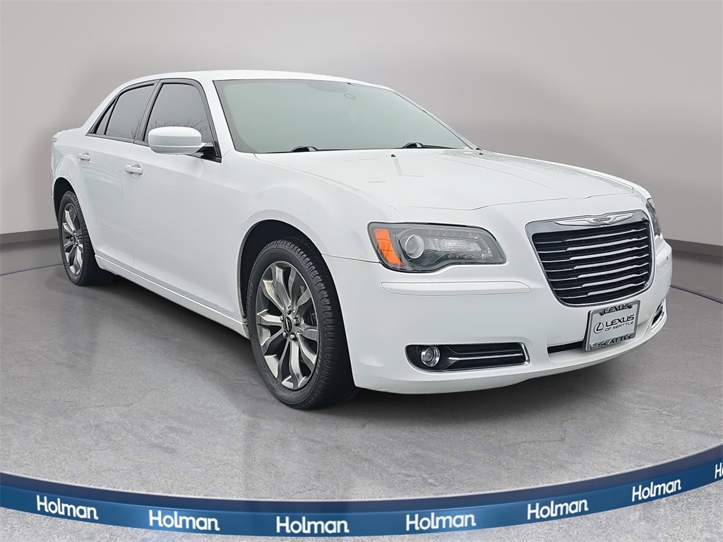 Used 2014 Chrysler 300 S image 4