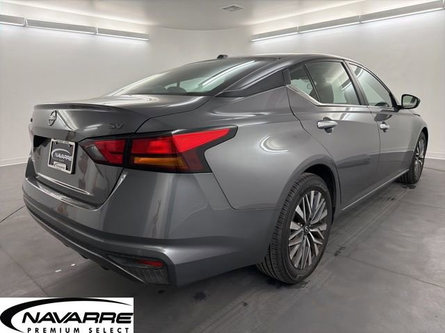 Used 2024 Nissan Altima 2.5 SV image 8