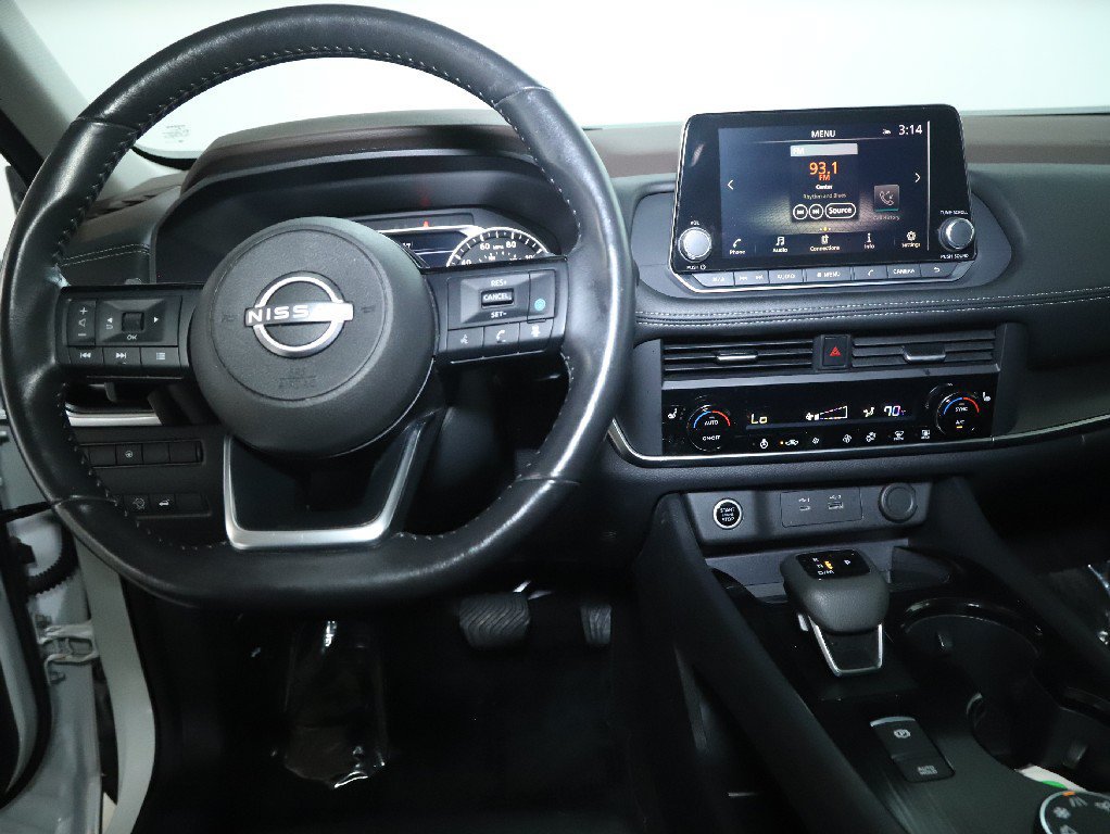 Certified 2023 Nissan Rogue SV w/ SV Premium B Package AWD/4WD image 32