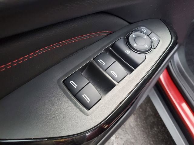 Certified 2024 Chevrolet Trax RS w/ Sunroof Package image 18