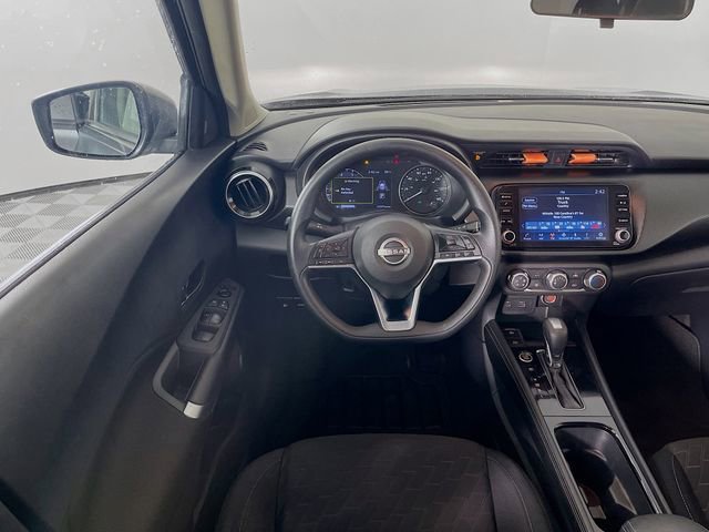 Used 2024 Nissan Kicks SV image 19