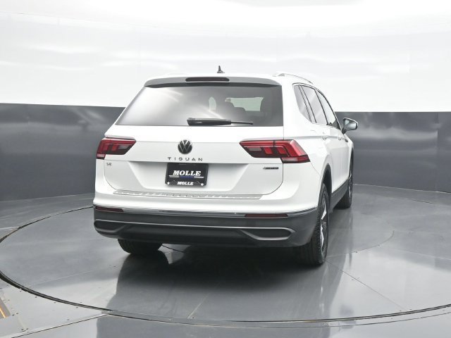 Used 2022 Volkswagen Tiguan SE AWD/4WD image 6
