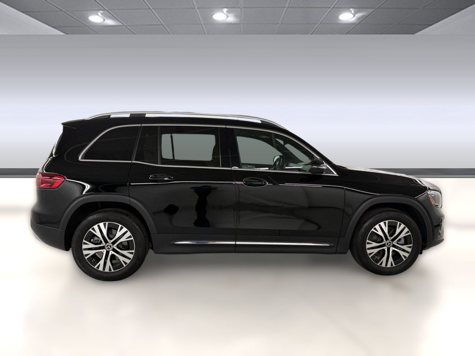 Certified 2026 Mercedes-Benz GLB 250 image 8