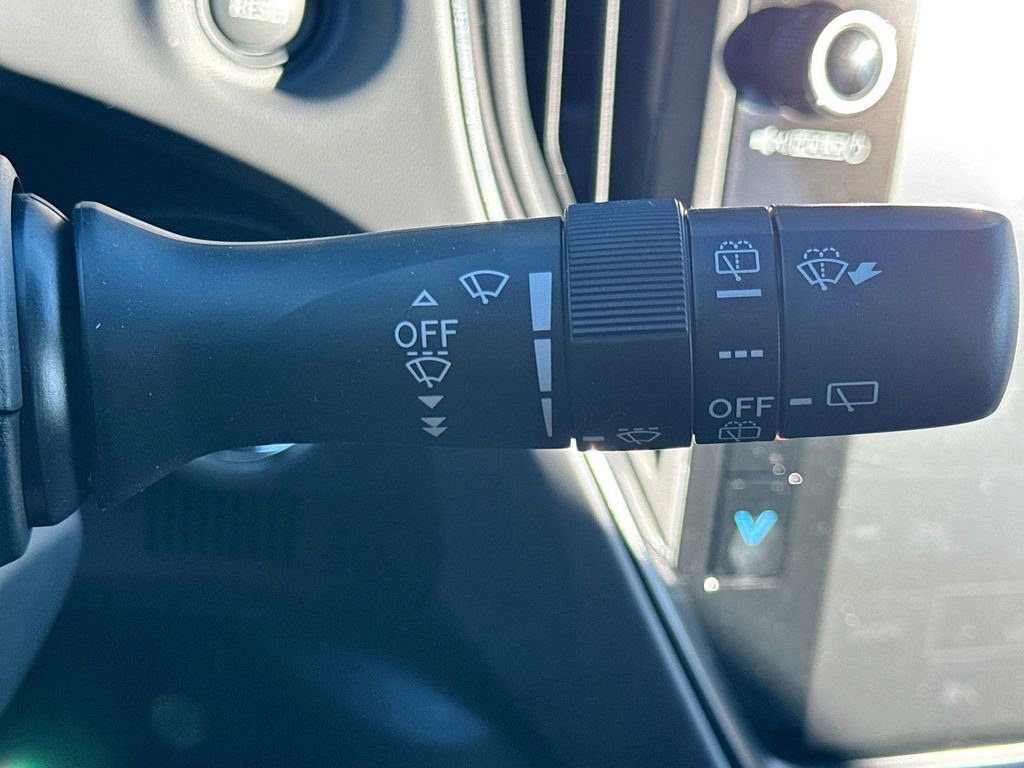 New 2026 Subaru Crosstrek 2.5i Limited w/ Crosstrek Mirror Package image 13