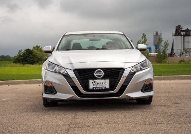 Used 2019 Nissan Altima 2.5 S FWD image 2