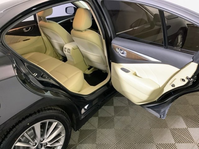 Used 2019 INFINITI Q50 Luxe w/ Essential Package (3.0T Luxe) image 22