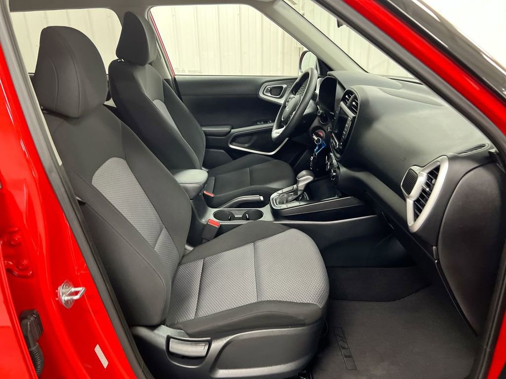 Used 2022 Kia Soul LX w/ Technology Package image 21
