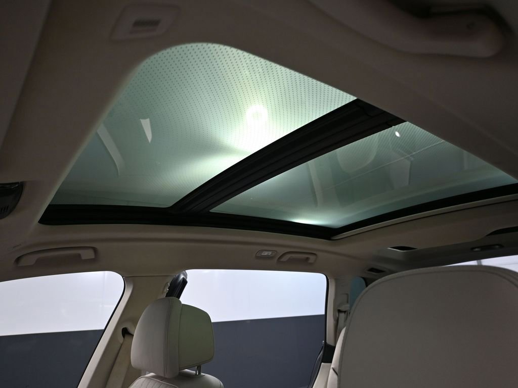 Used 2023 BMW X7 xDrive40i w/ Executive Package image 28