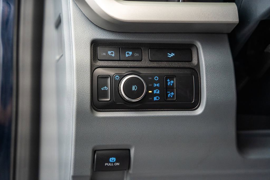 Used 2024 Ford F350 XLT w/ Black Appearance Package AWD/4WD image 47