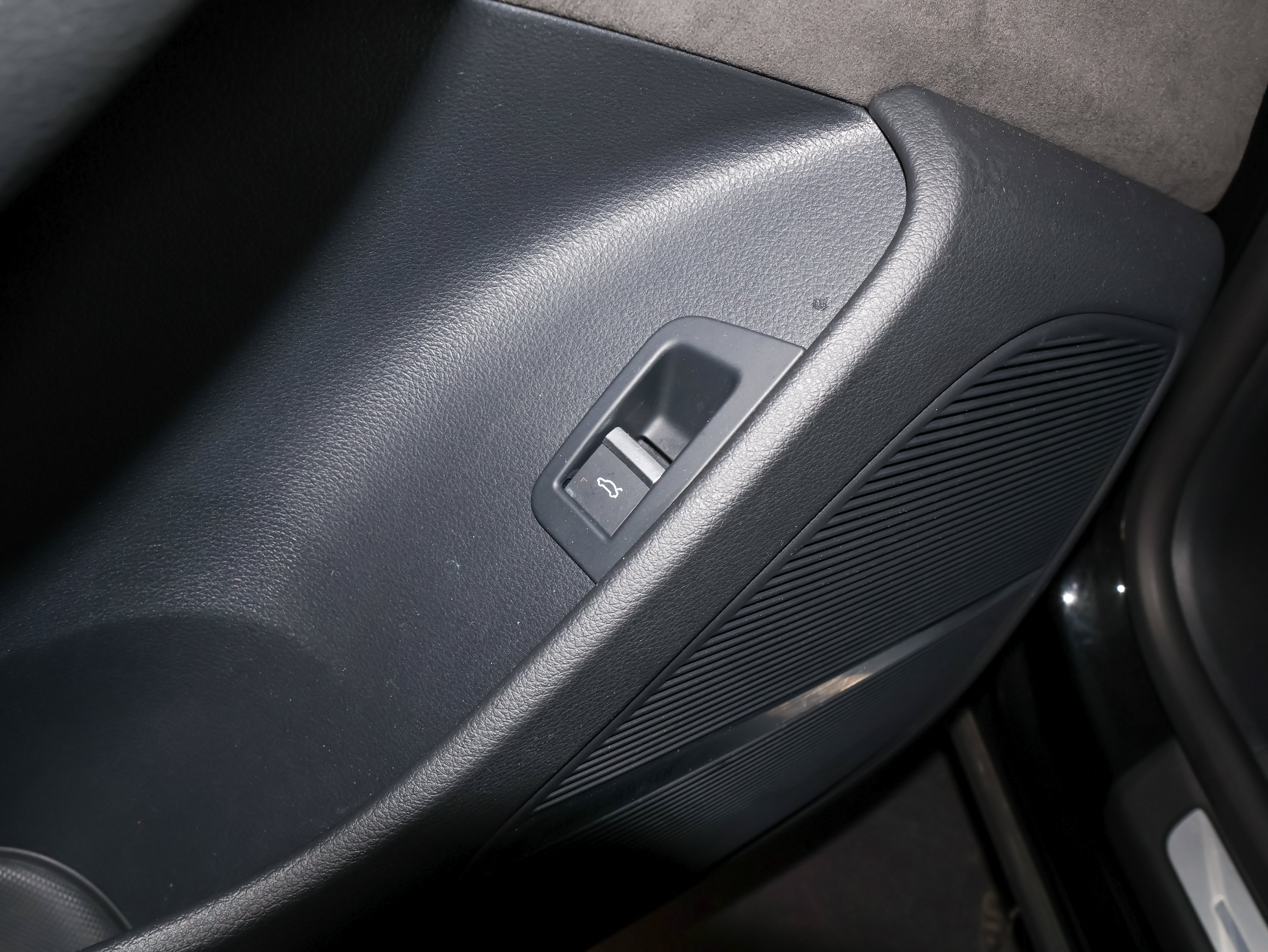 Used 2022 Audi SQ8 Premium Plus AWD/4WD image 21