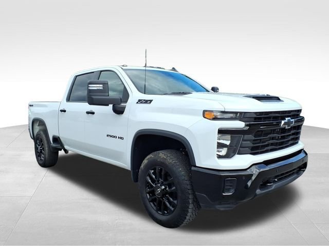 Used 2025 Chevrolet Silverado 2500 Custom w/ Custom Value Package AWD/4WD image 13