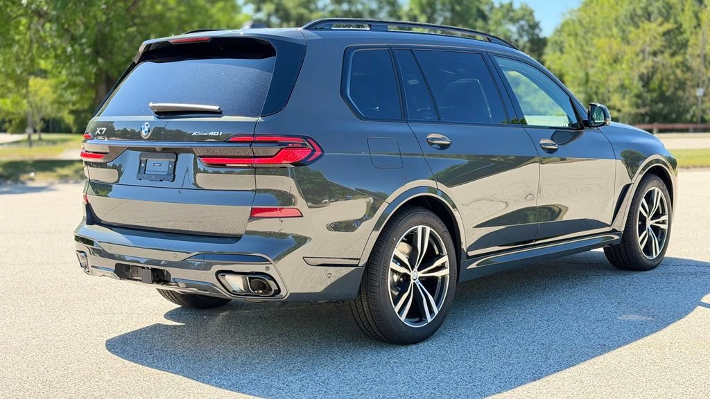 New 2027 BMW X7 xDrive40i w/ M Sport Package AWD/4WD image 8
