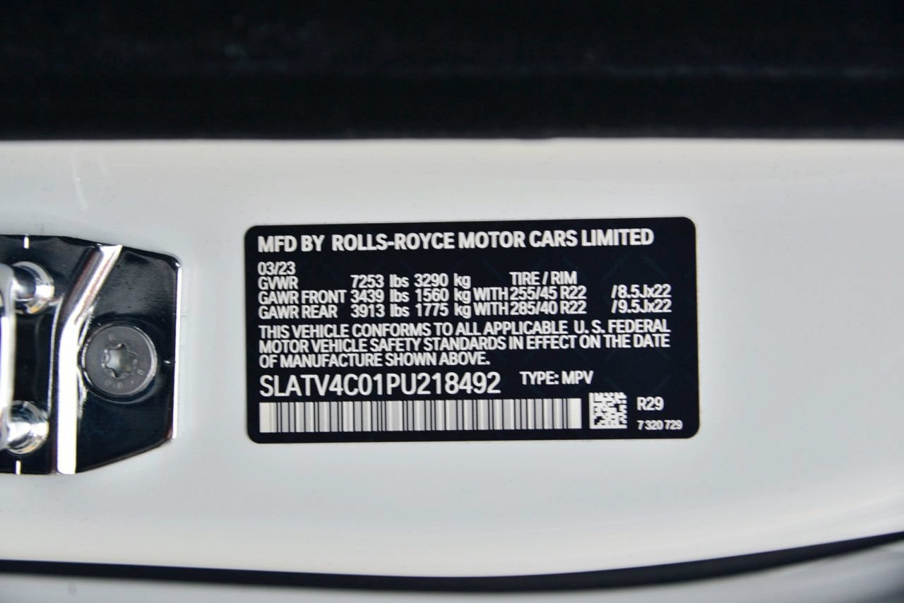 Certified 2023 Rolls-Royce Cullinan w/ Technology Package AWD/4WD image 32