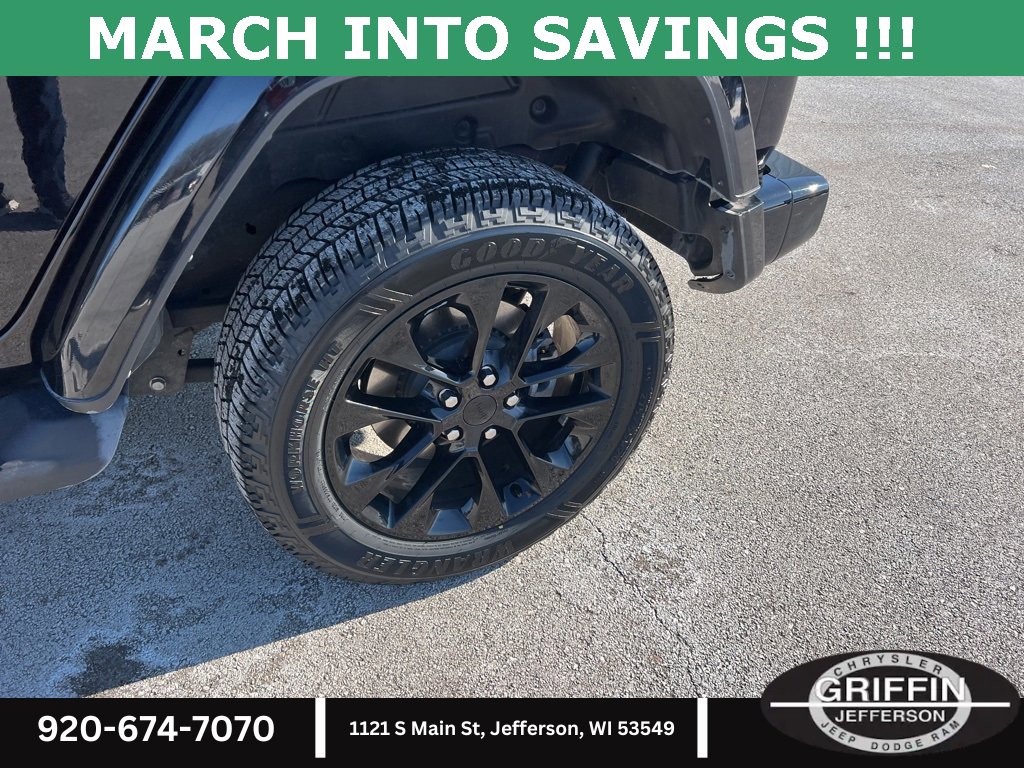 Used 2021 Jeep Wrangler Unlimited Sahara image 12