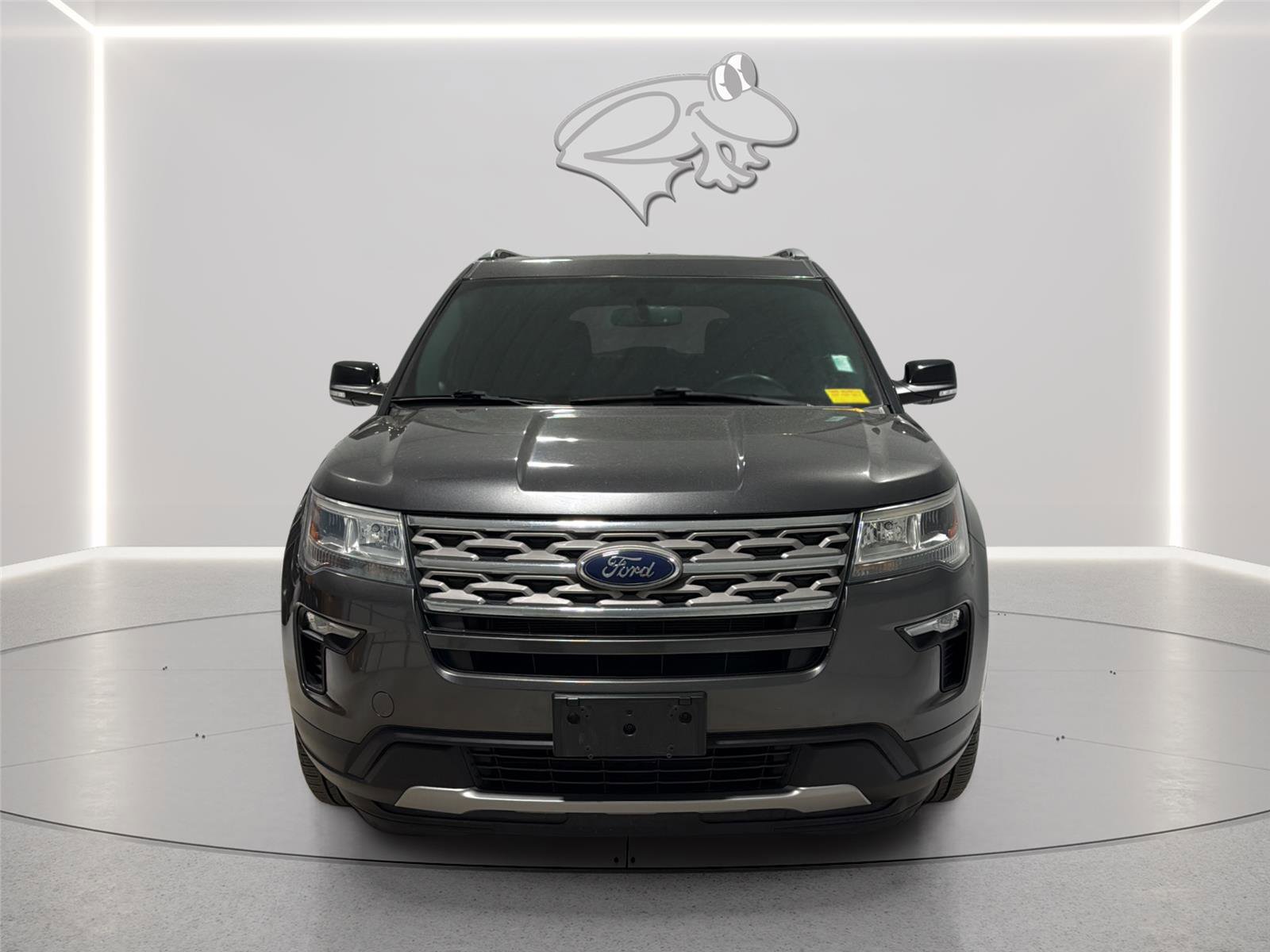 Used 2018 Ford Explorer XLT w/ Equipment Group 201A AWD/4WD image 8