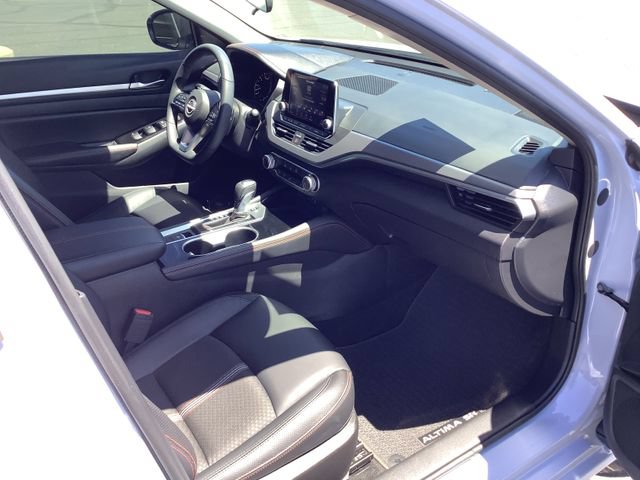 Used 2024 Nissan Altima 2.5 SR AWD/4WD image 34