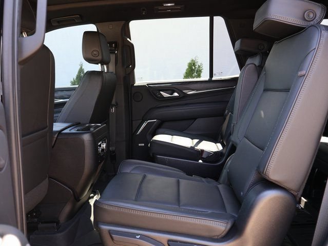 Used 2023 GMC Yukon Denali AWD/4WD image 21