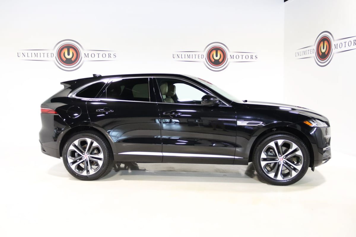 Used 2023 Jaguar F-PACE S AWD/4WD image 28