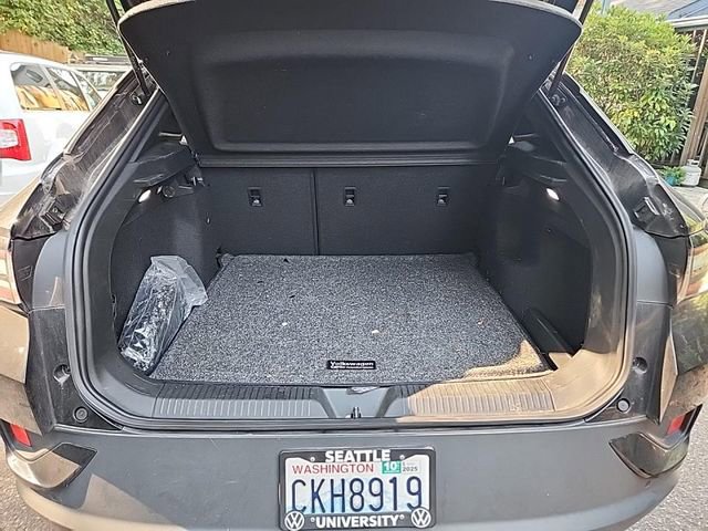 Used 2023 Volkswagen ID.4 Pro image 36