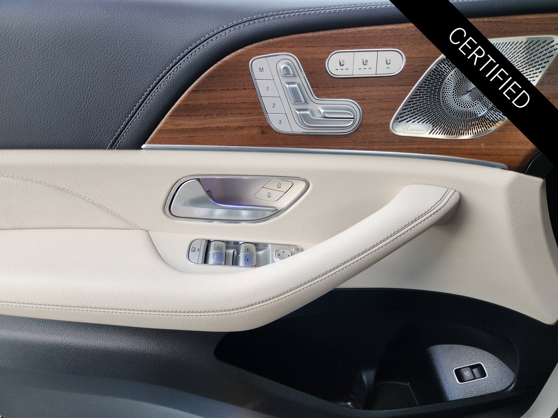 Used 2024 Mercedes-Benz GLS 580 4MATIC image 24