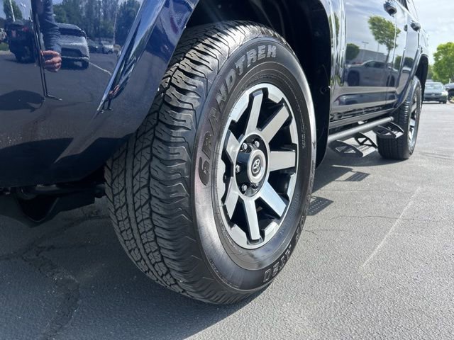 Used 2024 Toyota 4Runner TRD Off-Road Premium w/ Off Road Premium Plus Package image 13