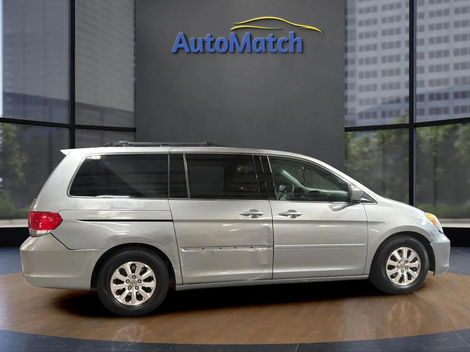 Used 2010 Honda Odyssey EX image 11