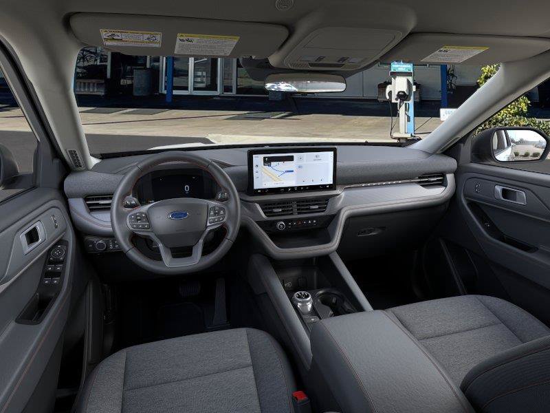 New 2026 Ford Explorer Active RWD image 9