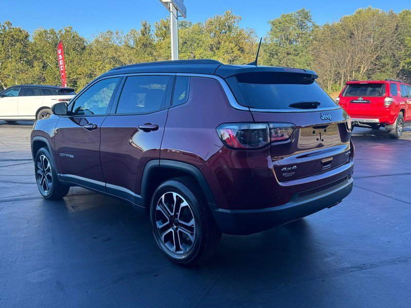 Used 2022 Jeep Compass Limited image 10