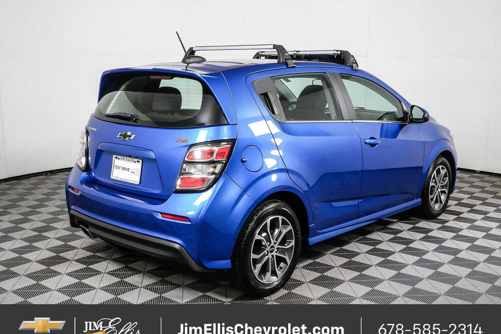 Used 2020 Chevrolet Sonic LT w/ Convenience Package FWD image 3