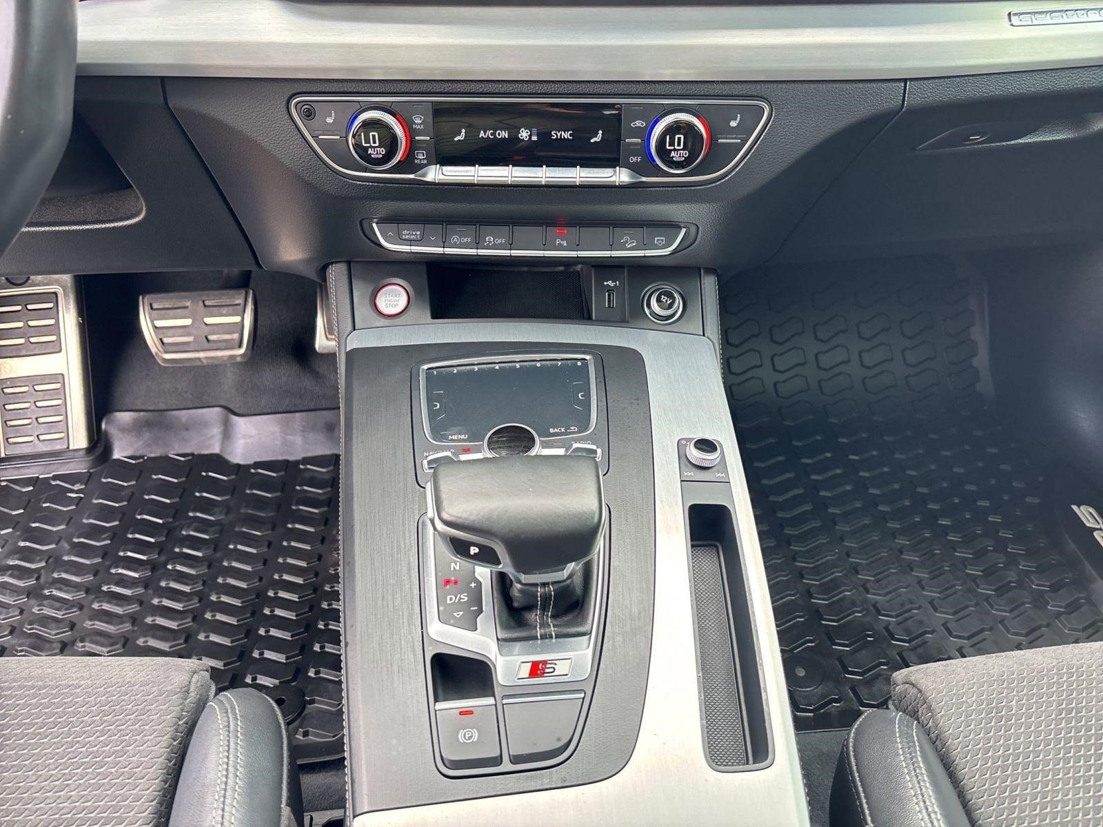 Used 2020 Audi SQ5 Premium Plus w/ Premium Plus Package image 25