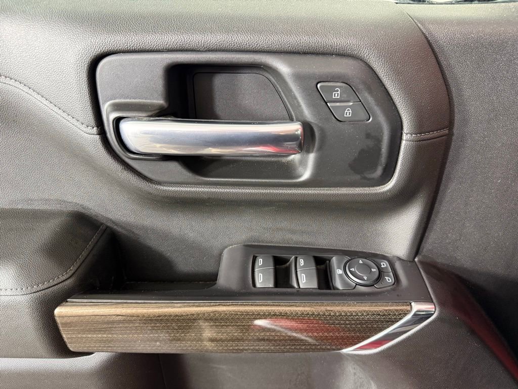 Used 2019 Chevrolet Silverado 1500 RST image 12