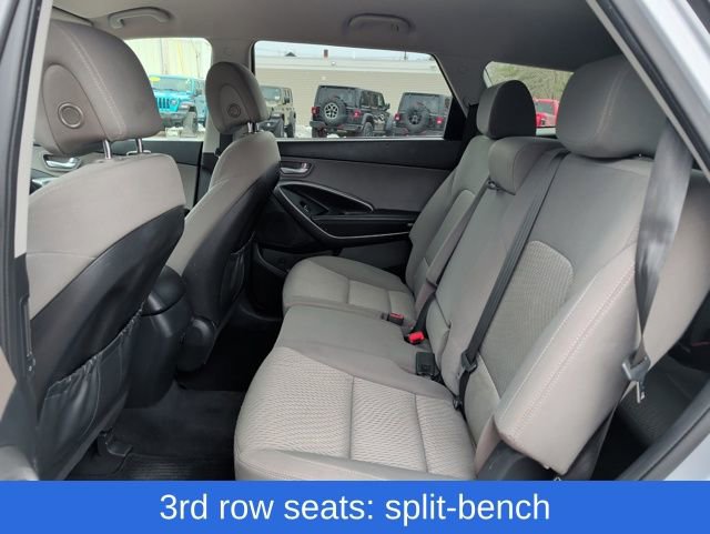 Used 2018 Hyundai Santa Fe SE image 31
