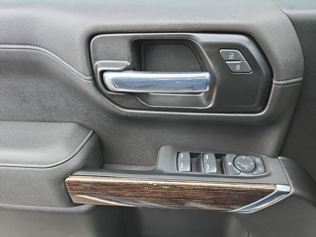 Used 2021 GMC Sierra 1500 SLE image 32