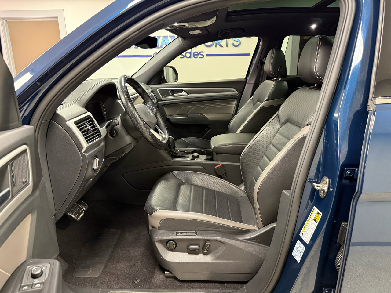 Used 2021 Volkswagen Atlas Cross Sport SEL Premium R-Line image 8