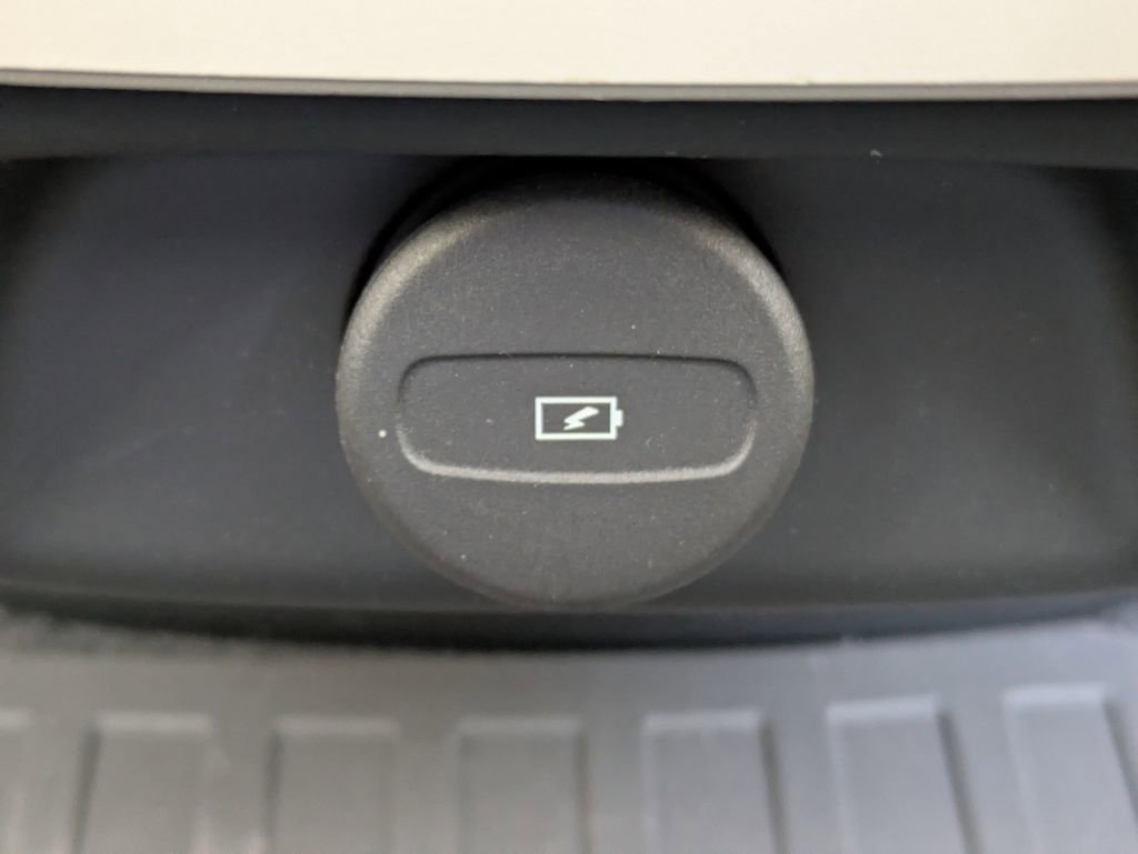 Certified 2024 Volvo S60 B5 Ultimate w/ Climate Package image 15