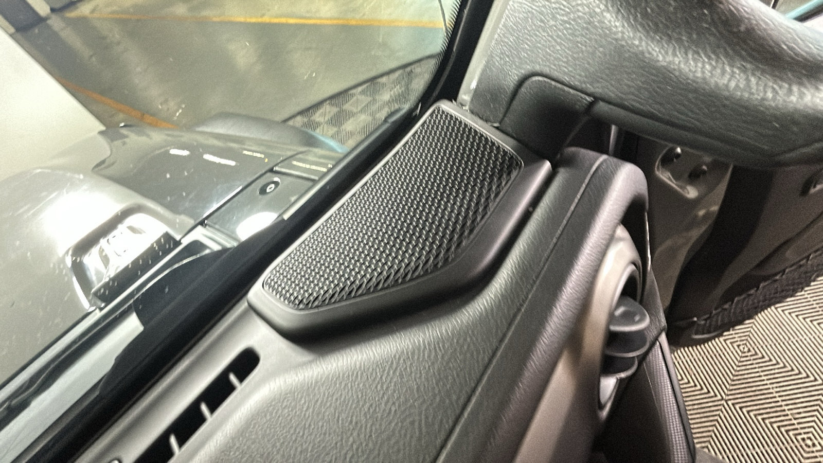 Used 2023 Jeep Wrangler Unlimited w/ Convenience Group AWD/4WD image 35