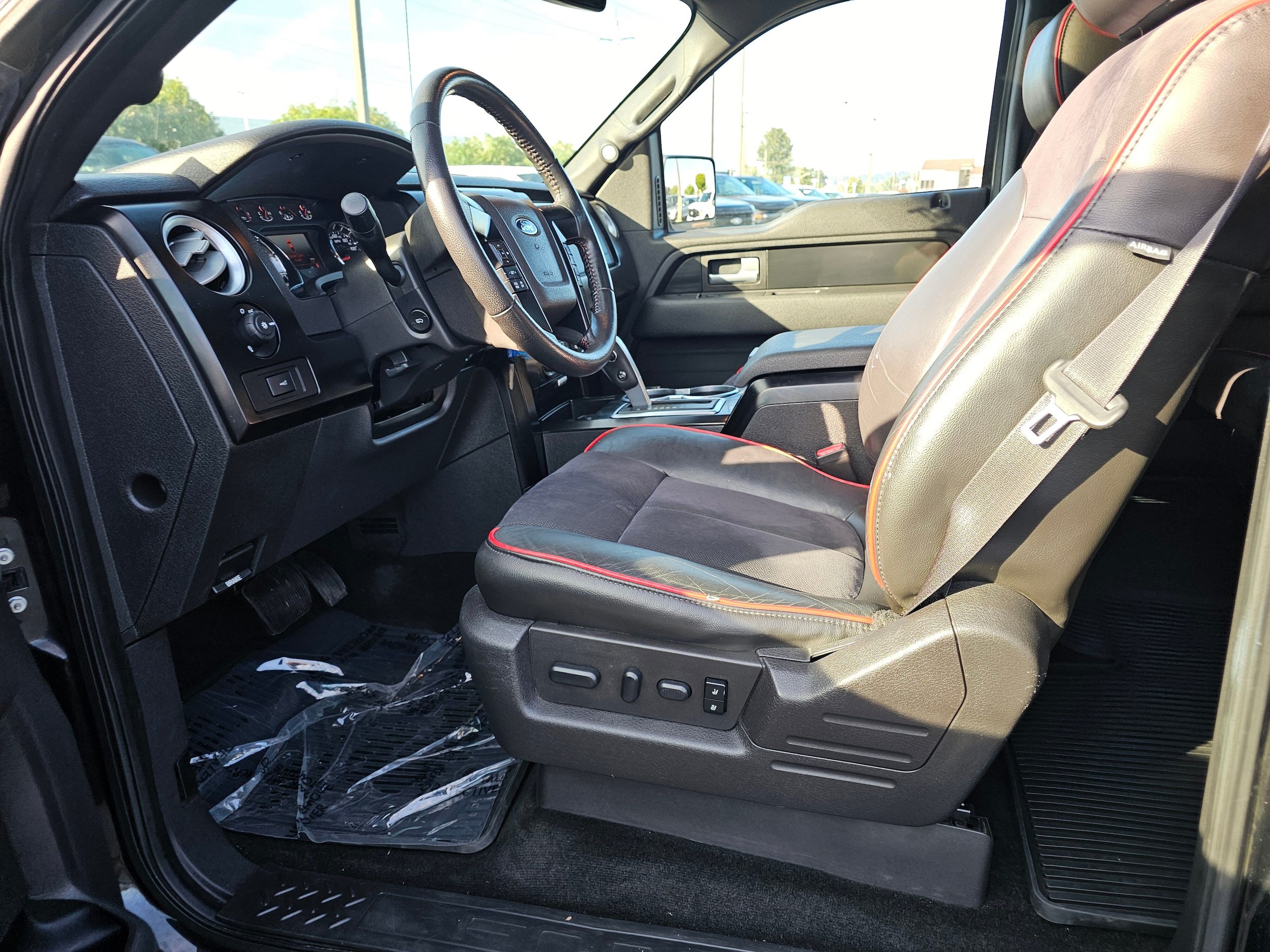 Used 2013 Ford F150 FX4 w/ Luxury Equipment Group AWD/4WD image 22