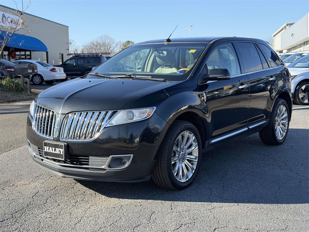 Used 2015 Lincoln MKX AWD w/ Equipment Group 102A image 23