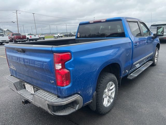 Used 2023 Chevrolet Silverado 1500 LT w/ Z71 Off-Road Package AWD/4WD image 3
